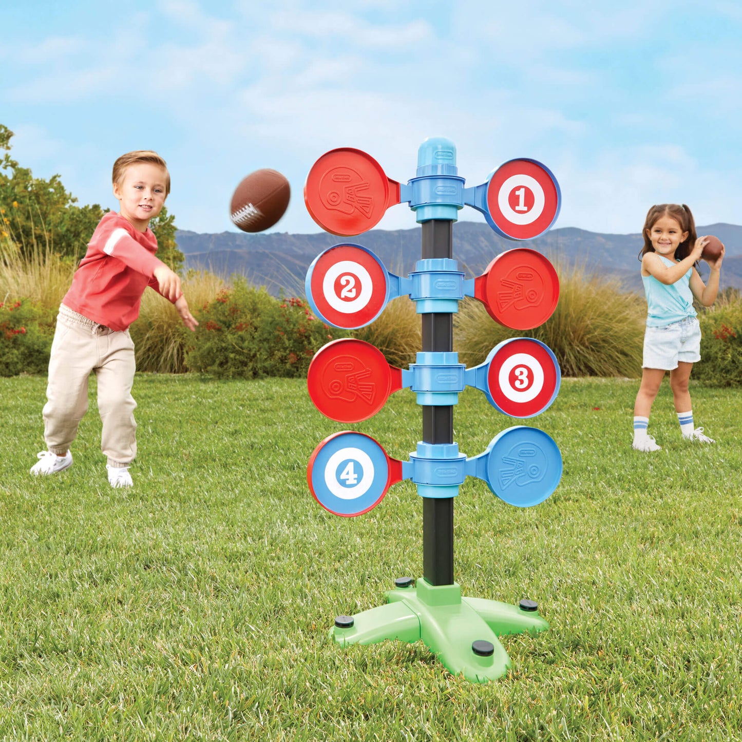 Football Pass Battle / Little Tikes Great Value