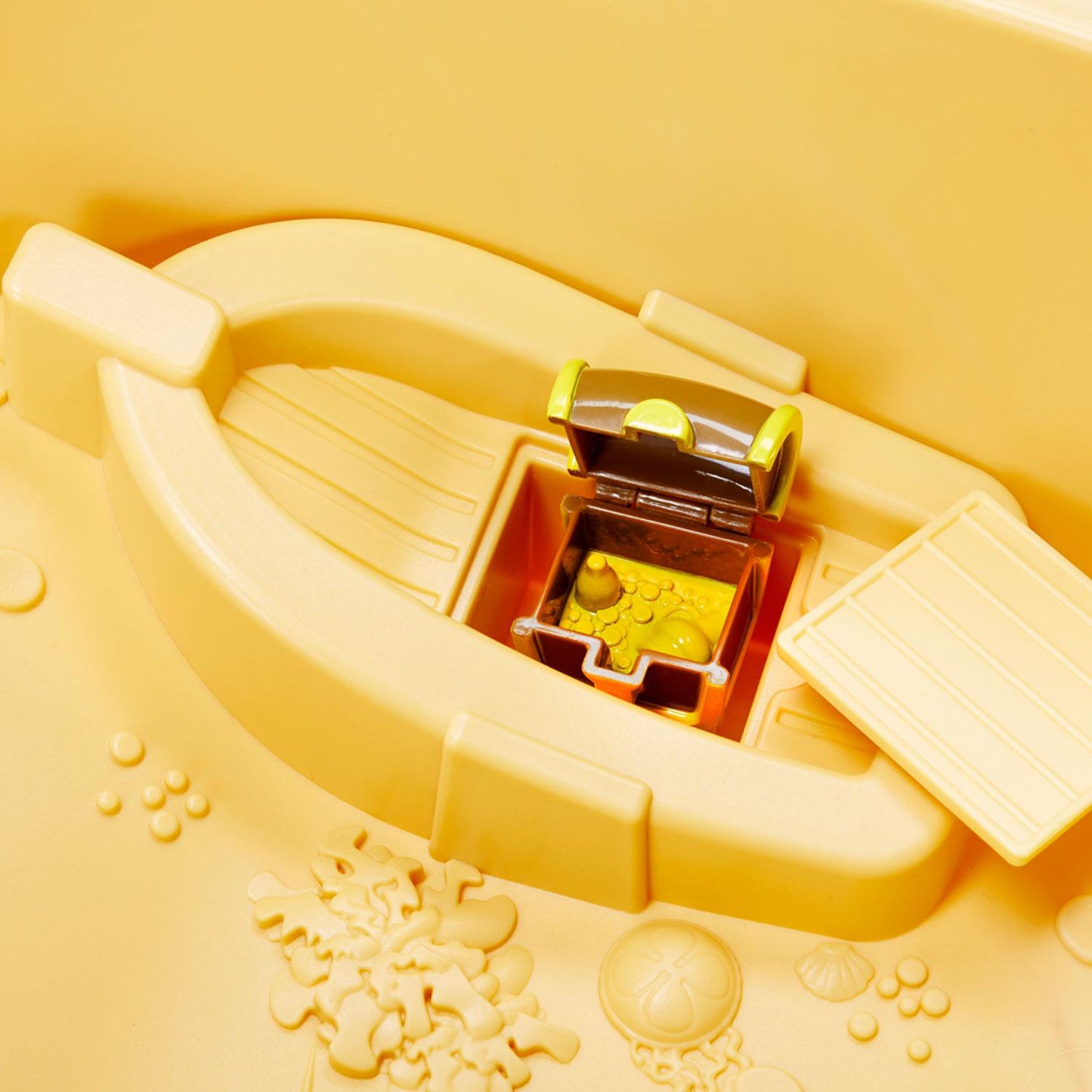 Island Wavemaker Water Table / Little Tikes Featured