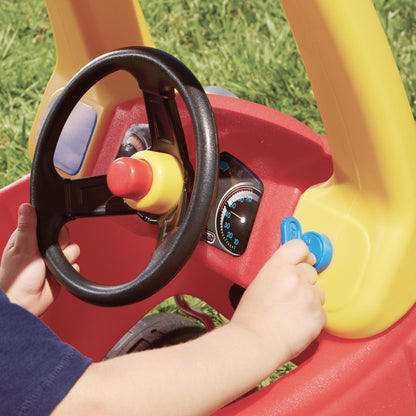 Cozy Coupe Classic Ride-On Car - Working Door & Horn / Little Tikes Everyday
