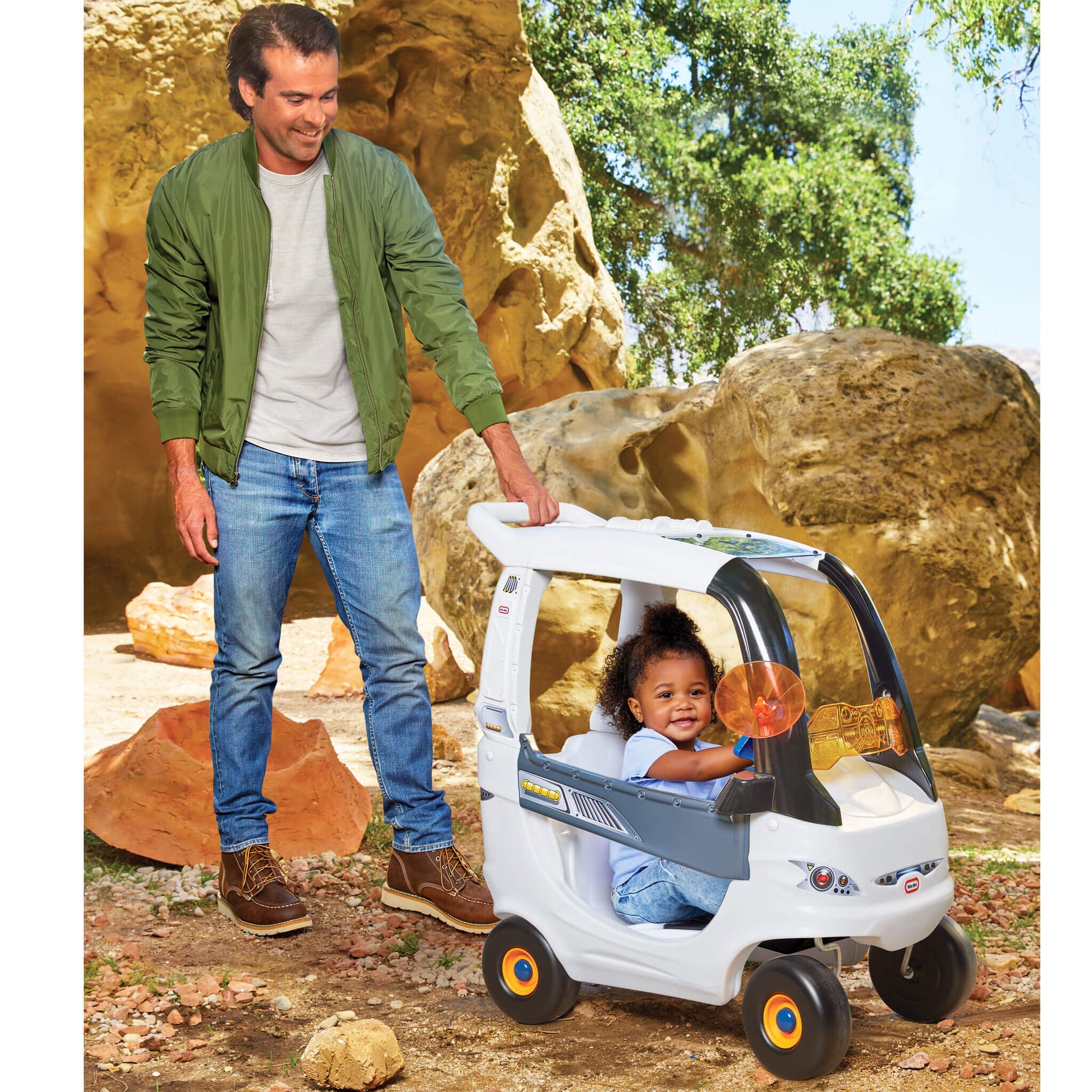 Adventure Rover – Space-Themed Ride-On Toy / Little Tikes Trusted