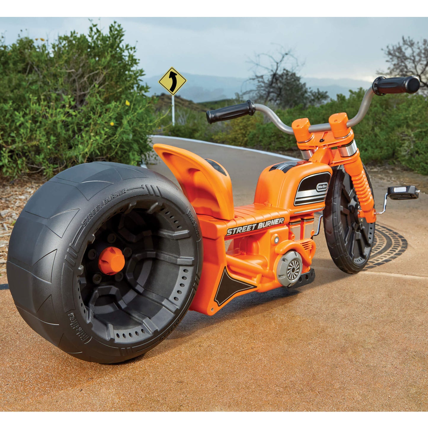 Street Burner™ Pedal Motorcycle for Kids / Little Tikes Premium