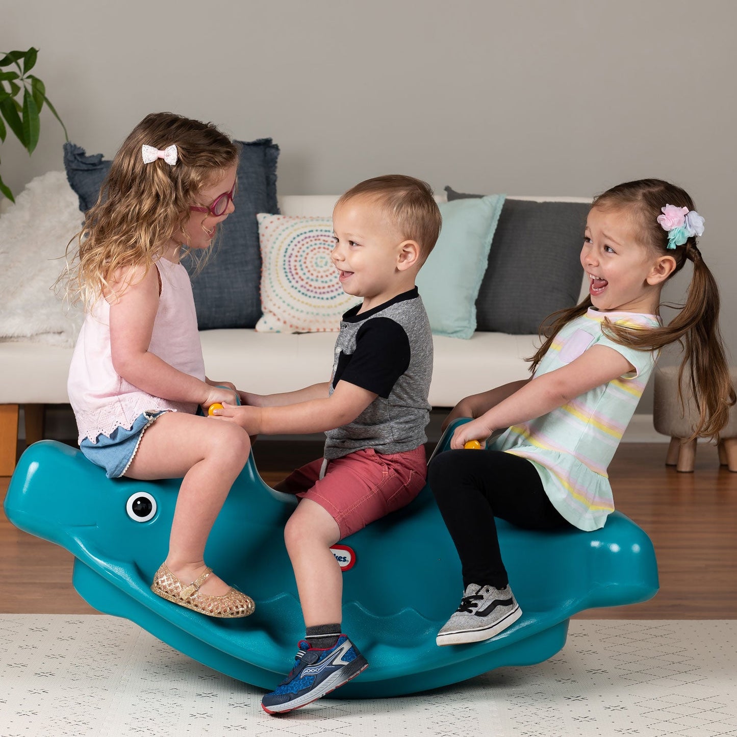 Classic Whale Teeter Totter / Little Tikes Latest