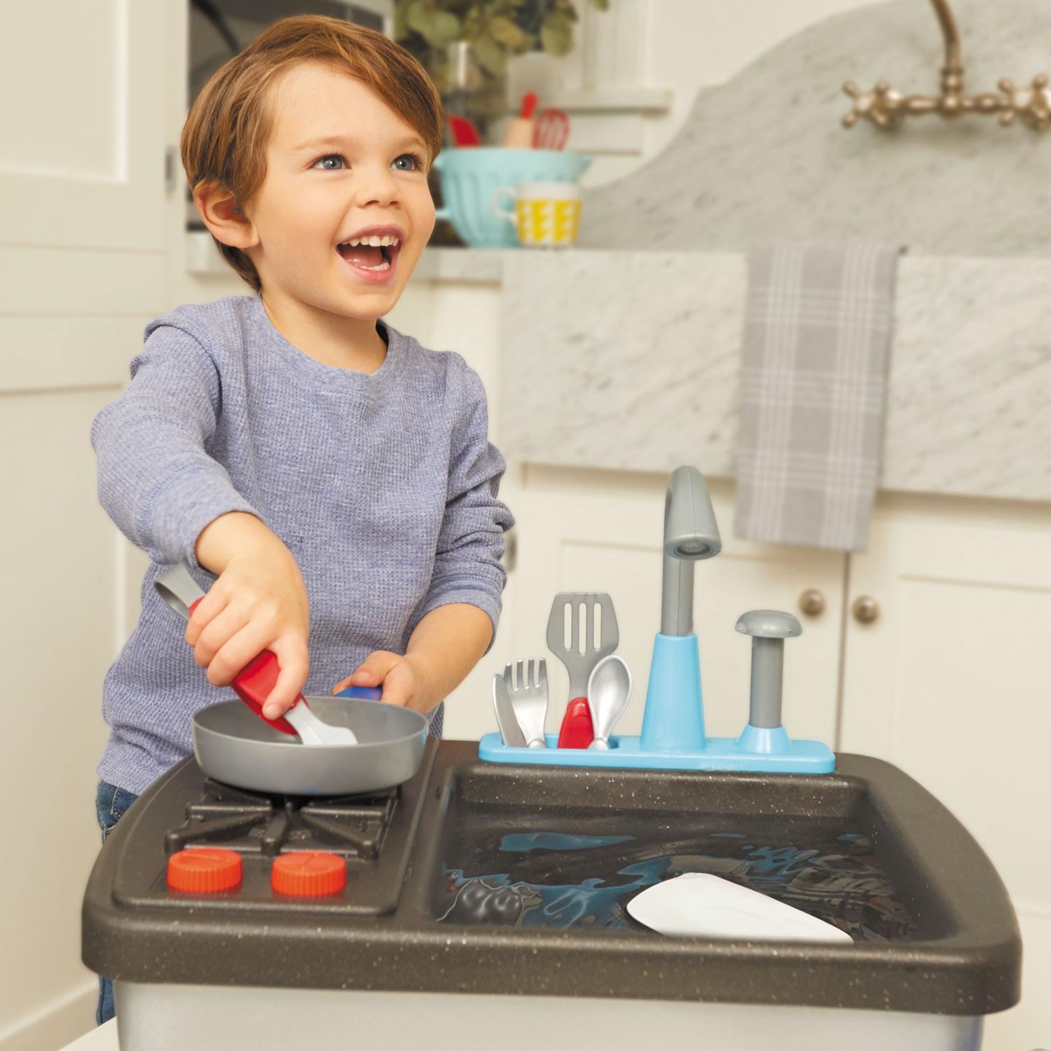 First Sink & Stove / Little Tikes New