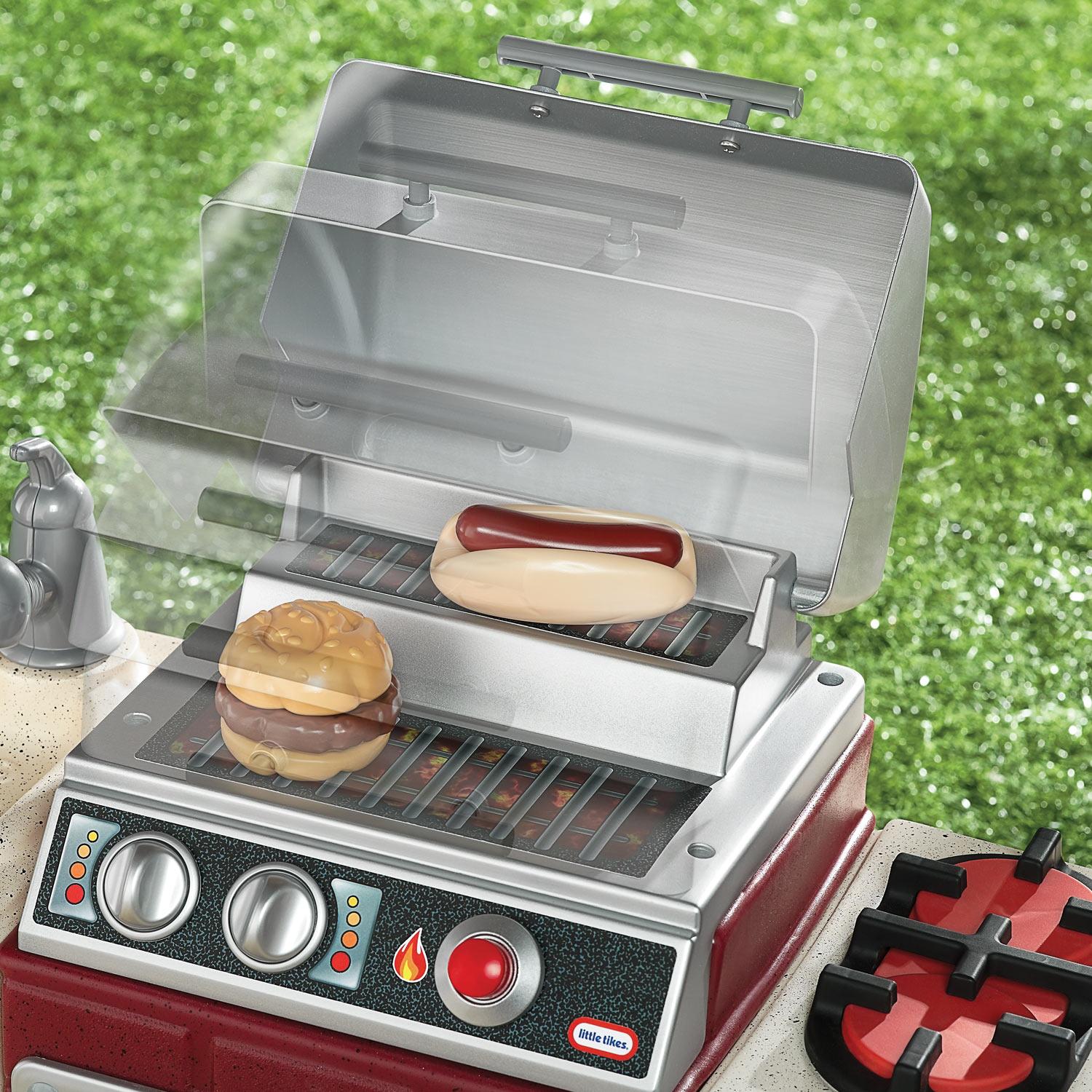 Backyard Barbecue Get Out 'n' Grill Toy / Little Tikes Latest