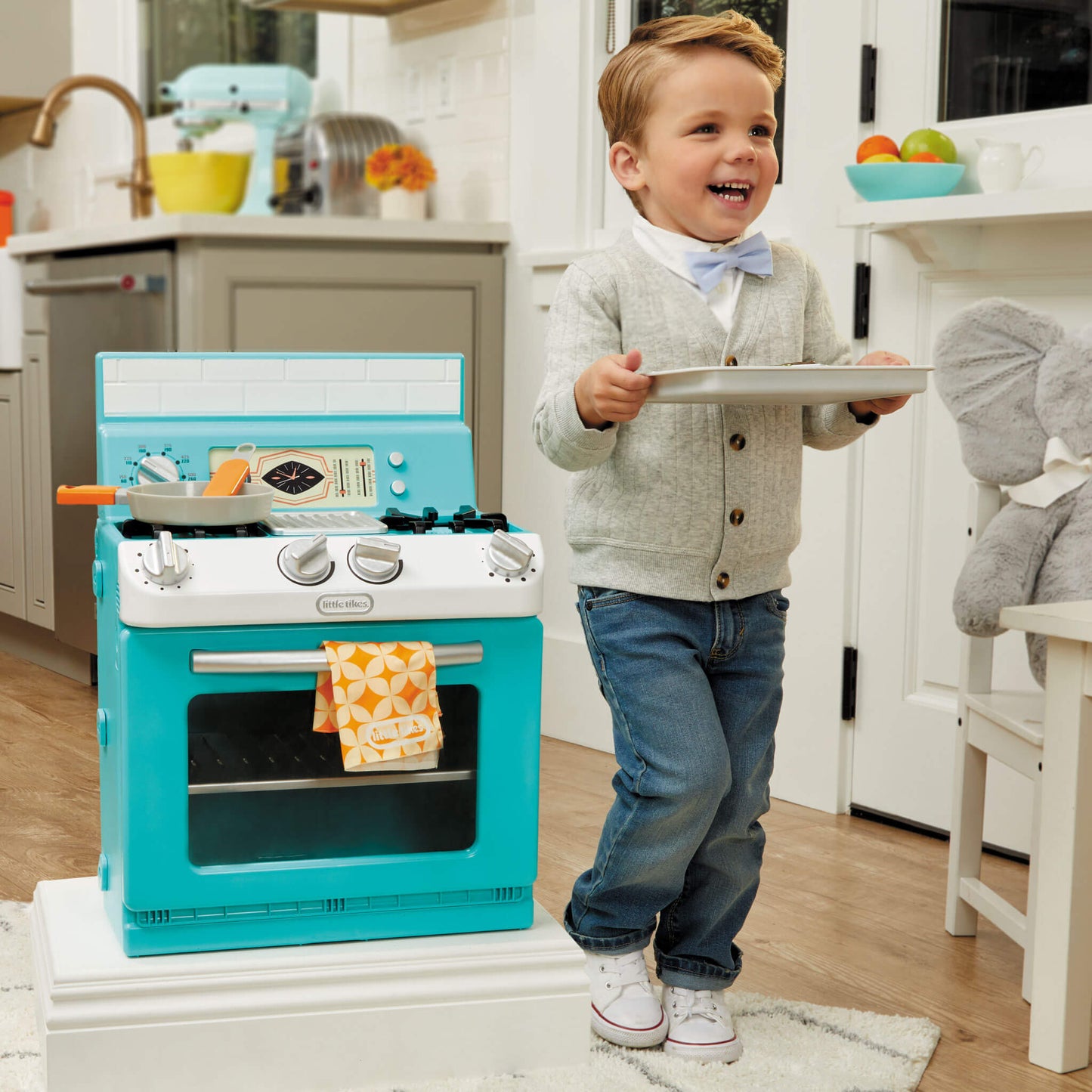 First Retro Oven / Little Tikes Classic