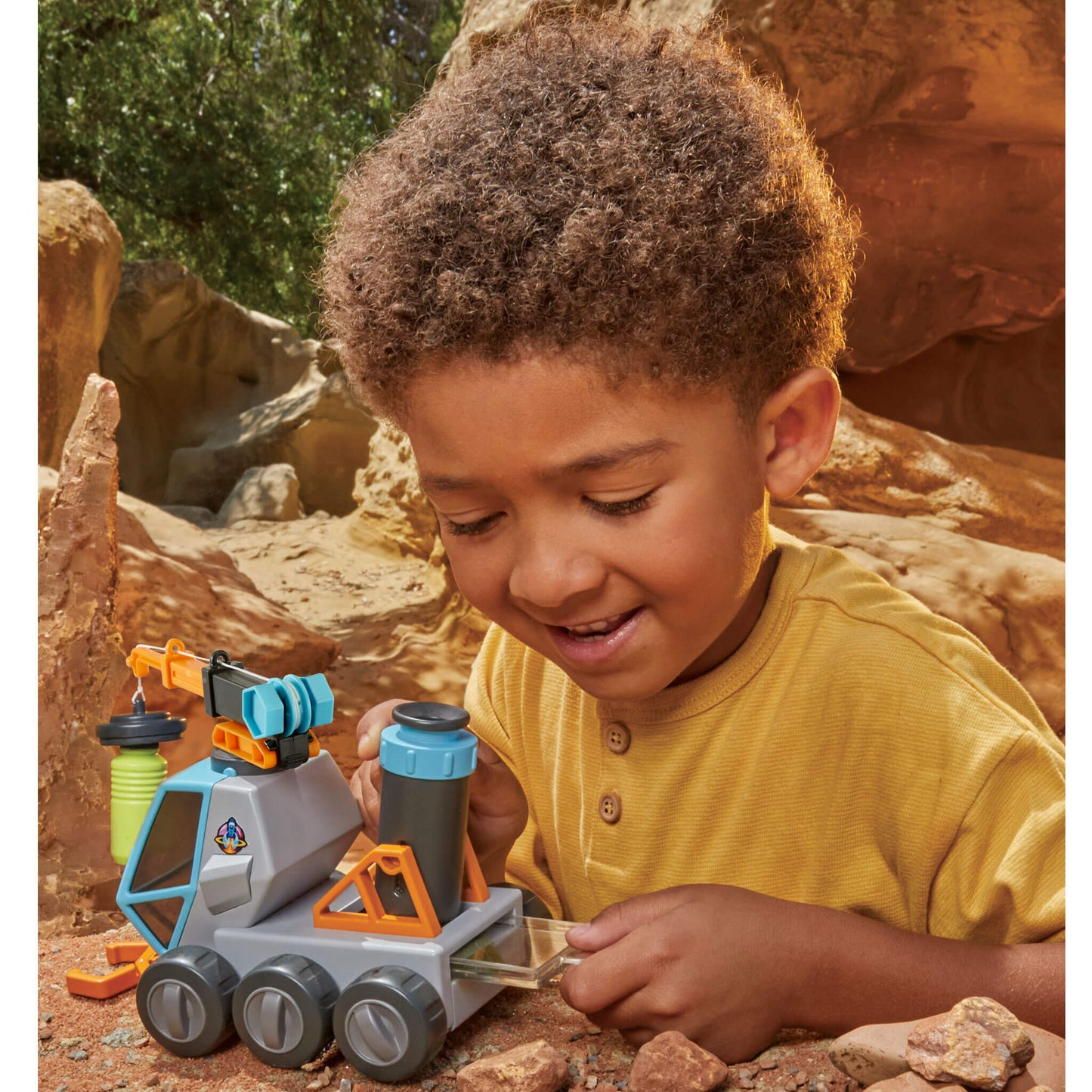 Big Adventures Moon Microscope Space Rover Toy / Little Tikes Featured