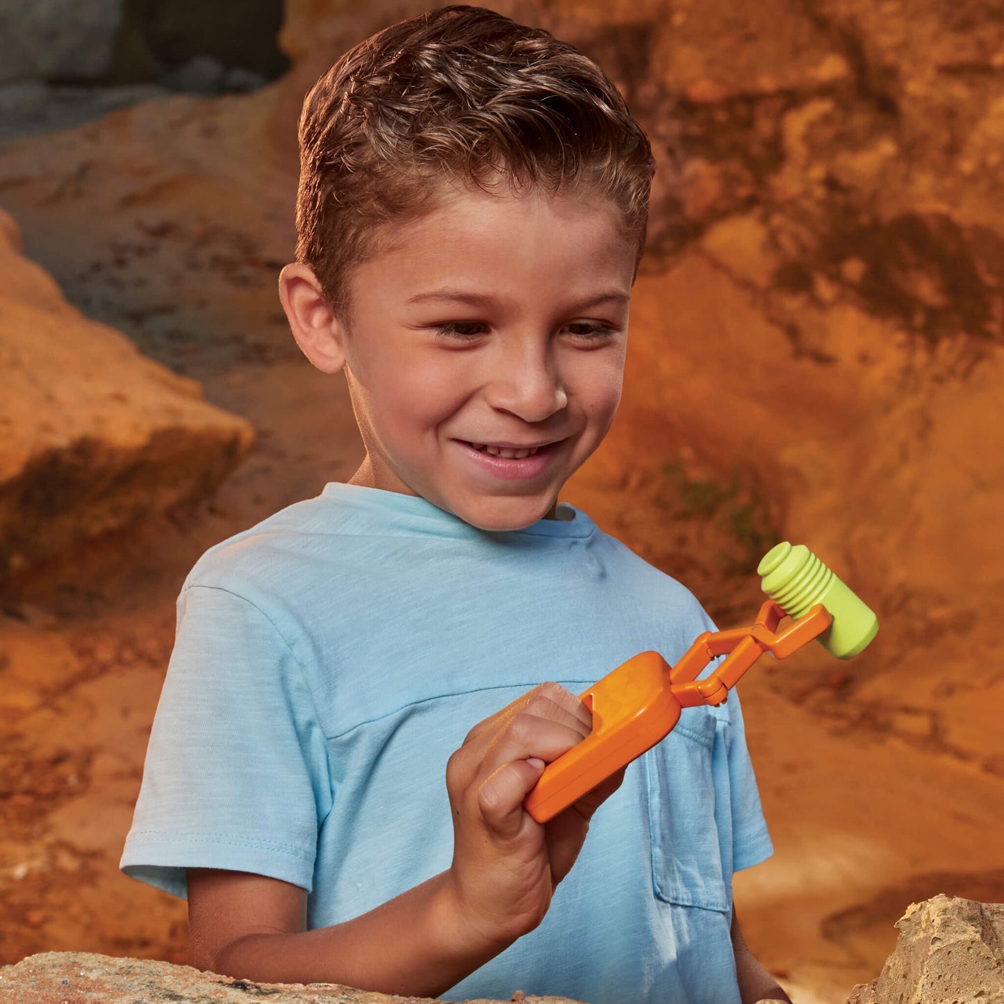 Big Adventures Moon Microscope Space Rover Toy / Little Tikes Featured