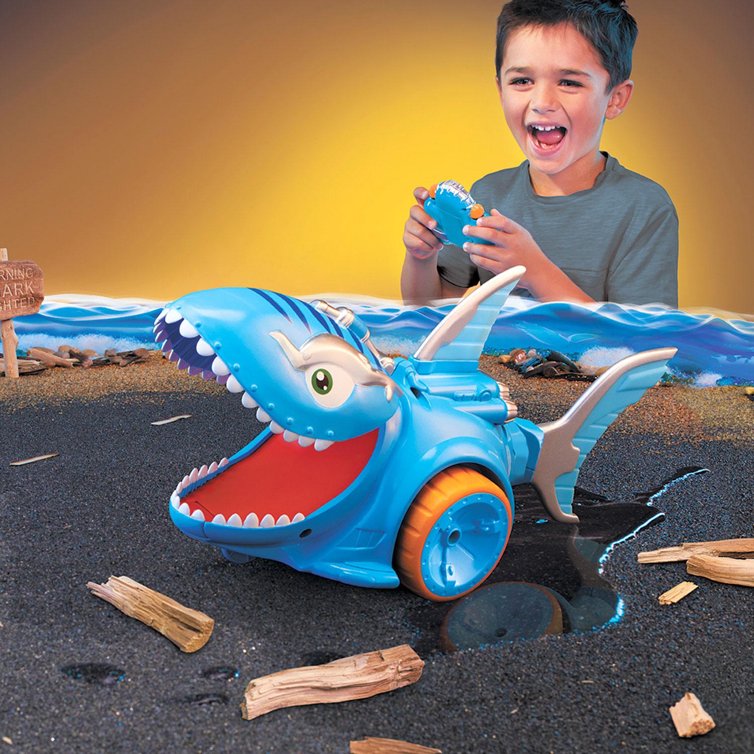 Shark Strike RC / Little Tikes Signature