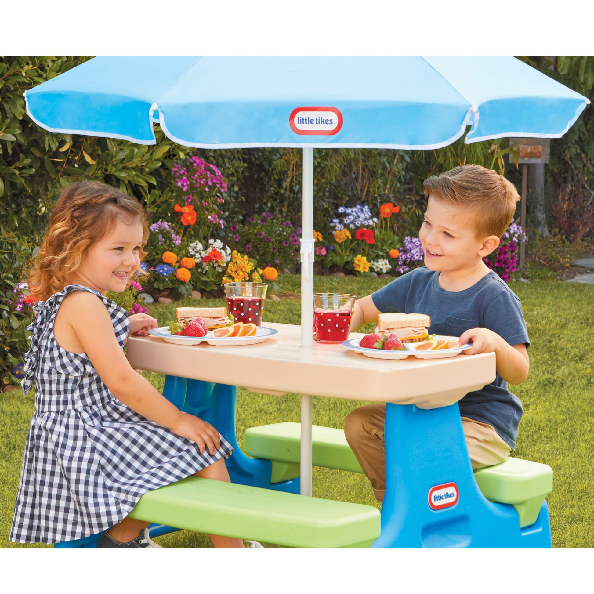 Easy Store Jr. Play Table with Umbrella - Blue/Green / Little Tikes Latest