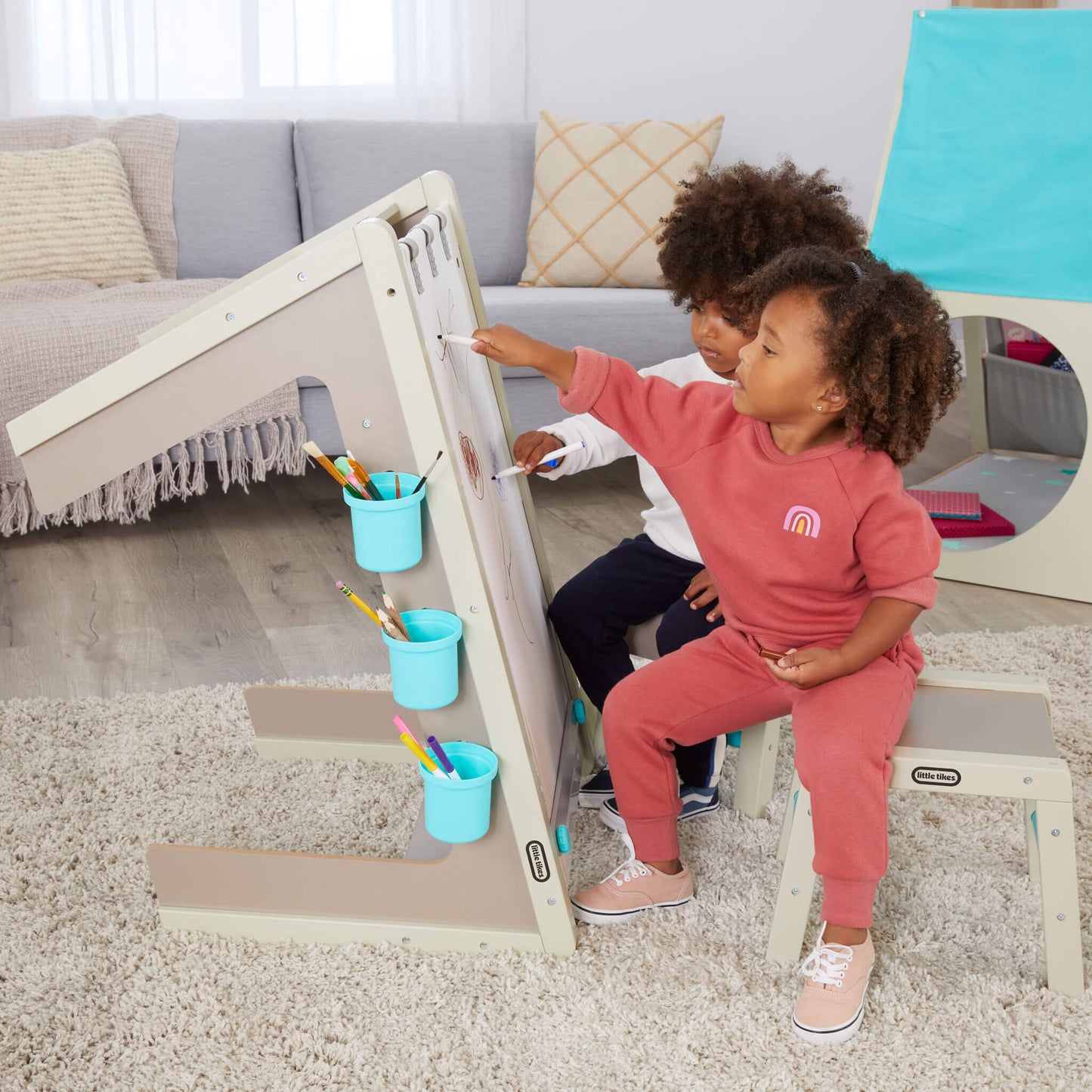 2-in-1 Easel and Art Table – Kids' Wooden Art Station / Little Tikes New
