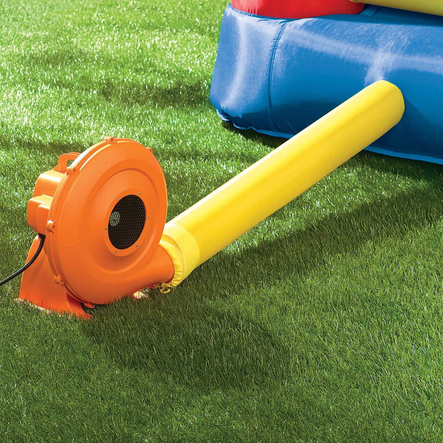 Shady Jump 'n Slide Bouncer / Little Tikes Value
