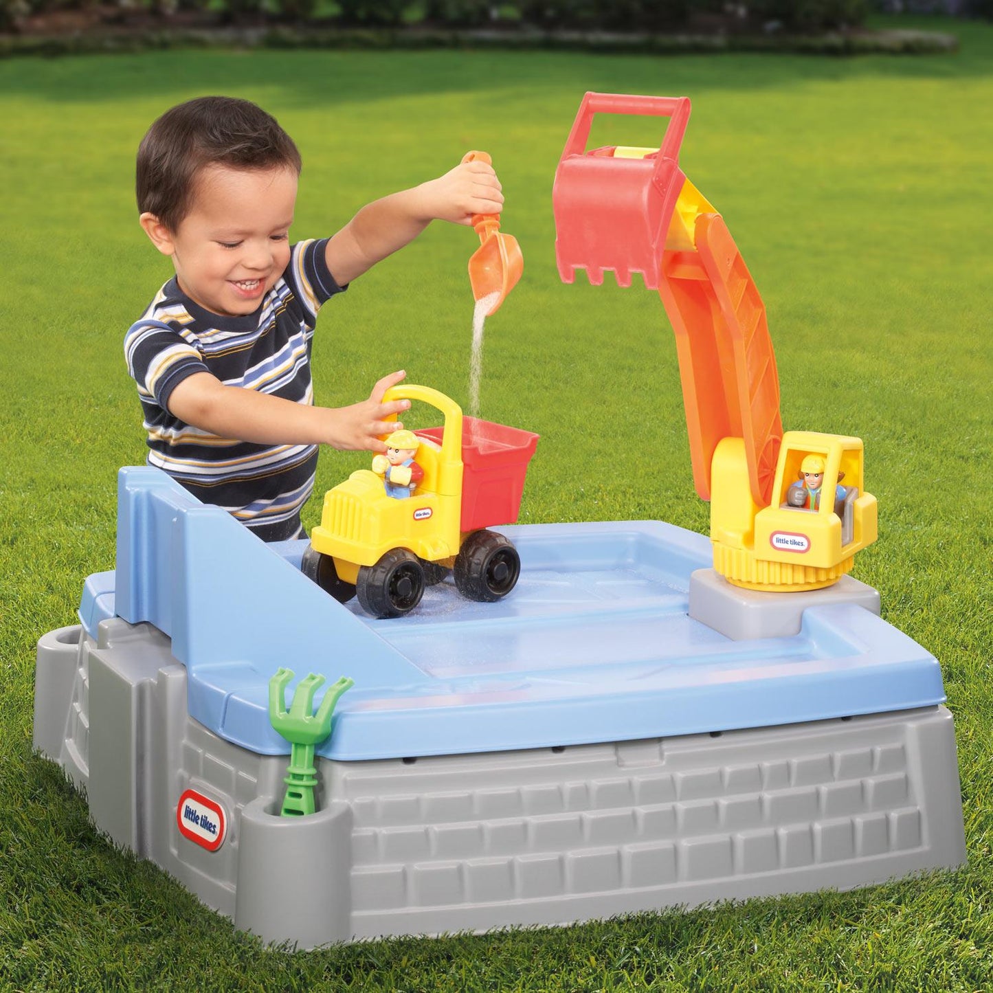 Big Digger Sandbox Toy / Little Tikes Recommended