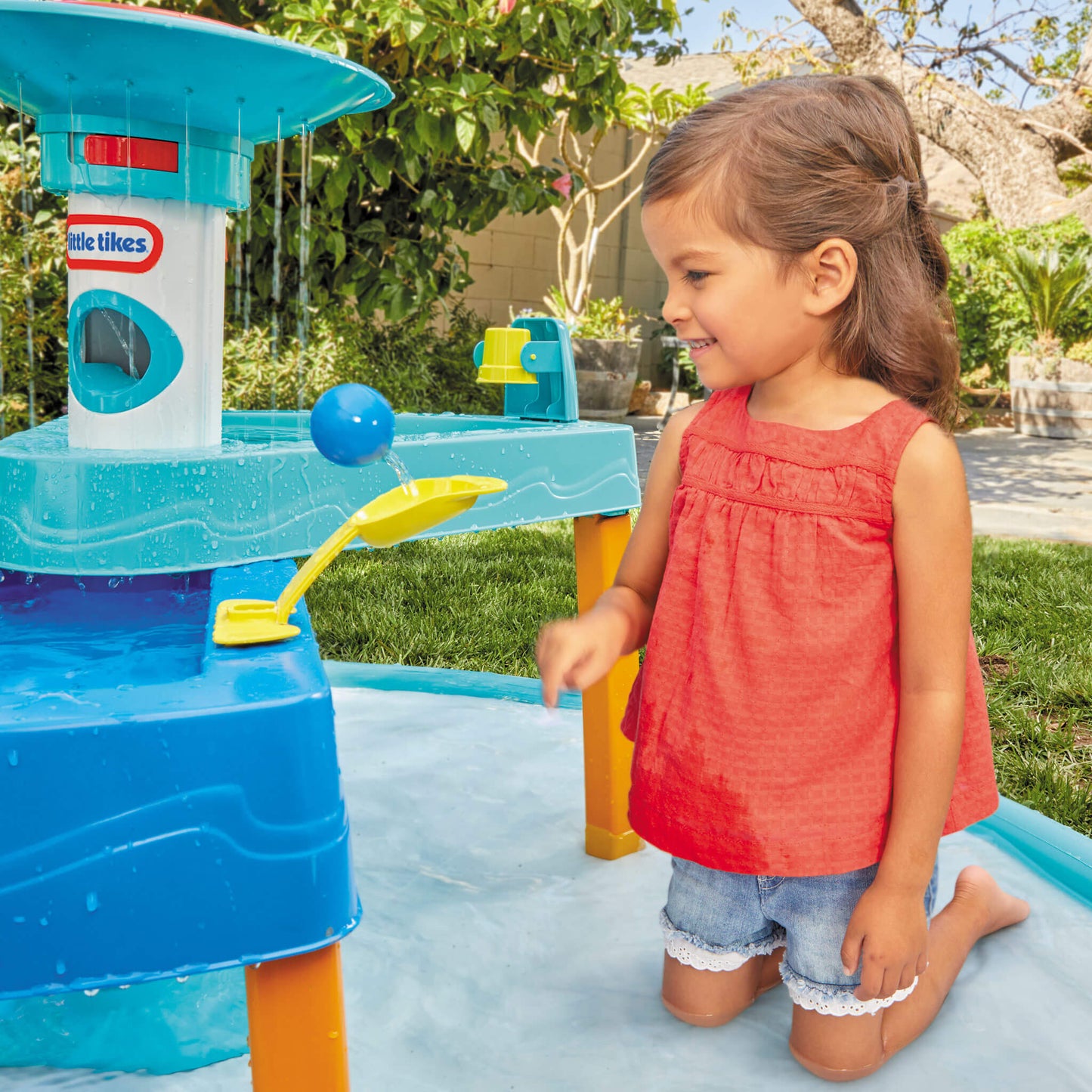 3-in-1 Splash 'n Grow Water Table Toy / Little Tikes Signature