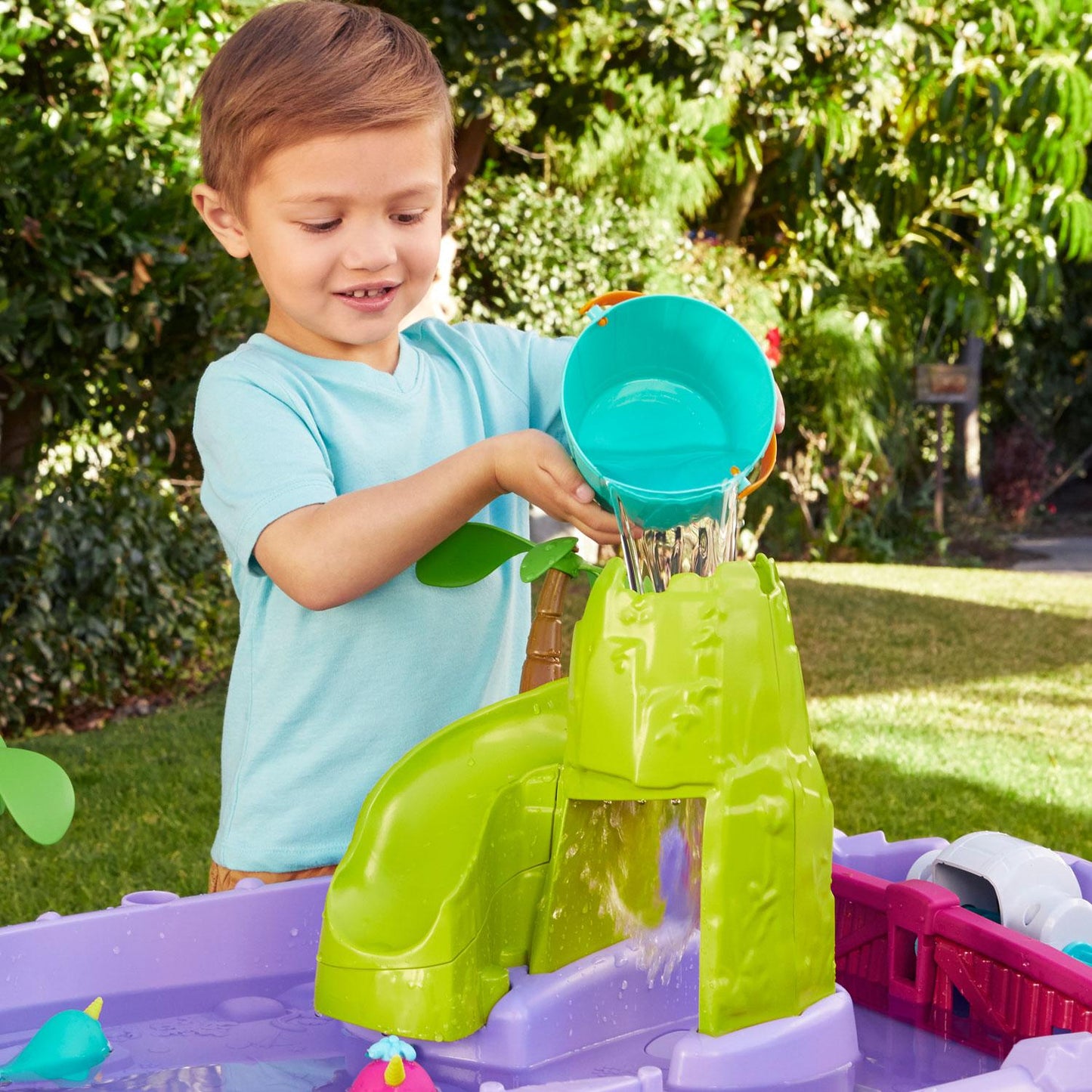 Mermaid Island Wavemaker Water Table / Little Tikes Trusted
