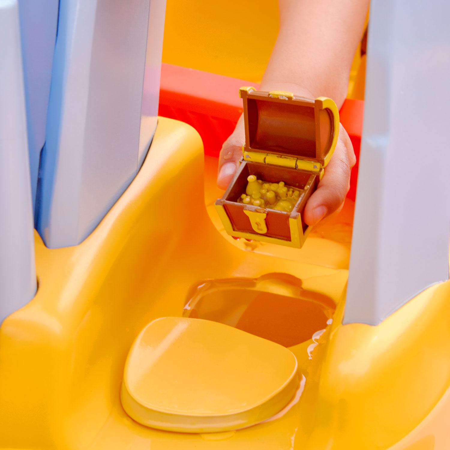 Island Wavemaker Water Table / Little Tikes Featured
