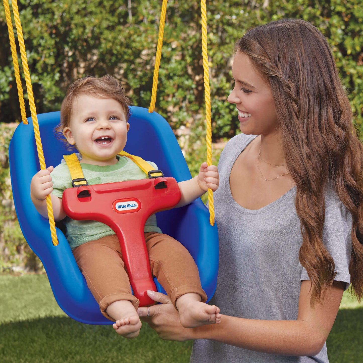 Snug 'n Secure Swing / Little Tikes Featured