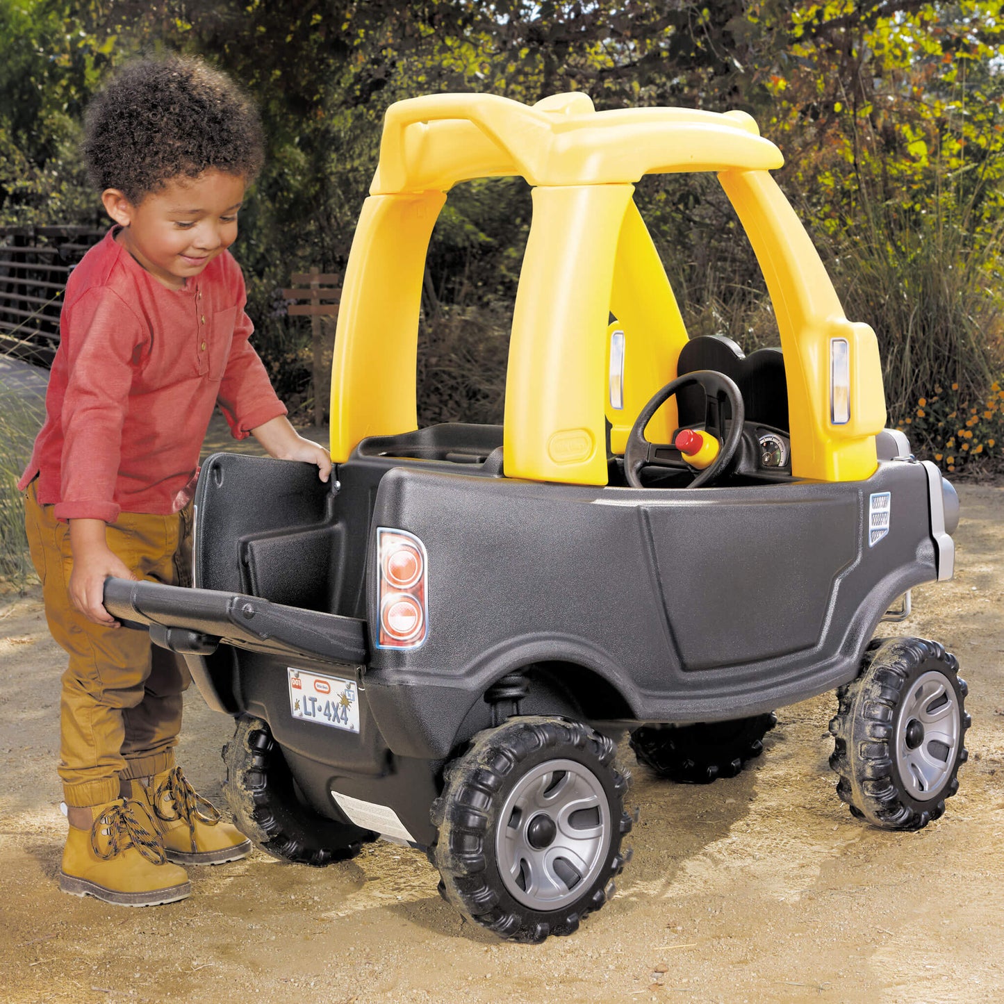 Cozy Truck Ride-On Toy / Little Tikes Value