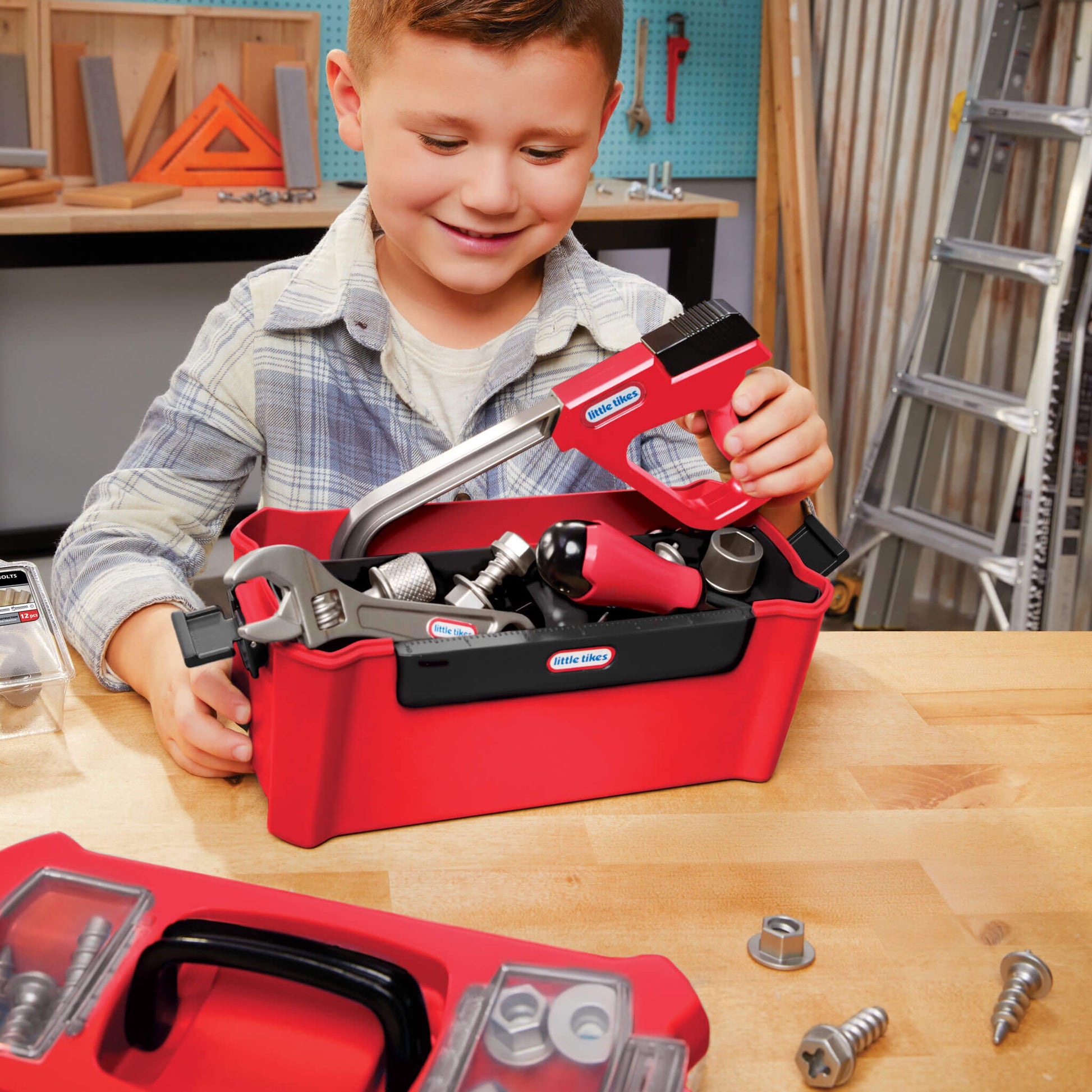 Creative Construction Tool Box Set / Little Tikes Exclusive