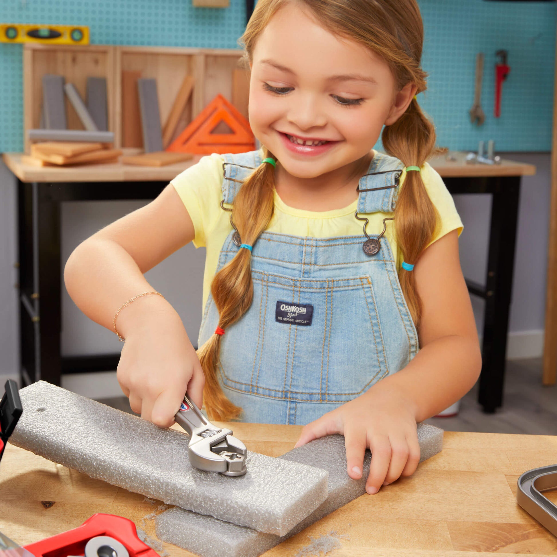 Creative Construction Tool Box Set / Little Tikes Exclusive