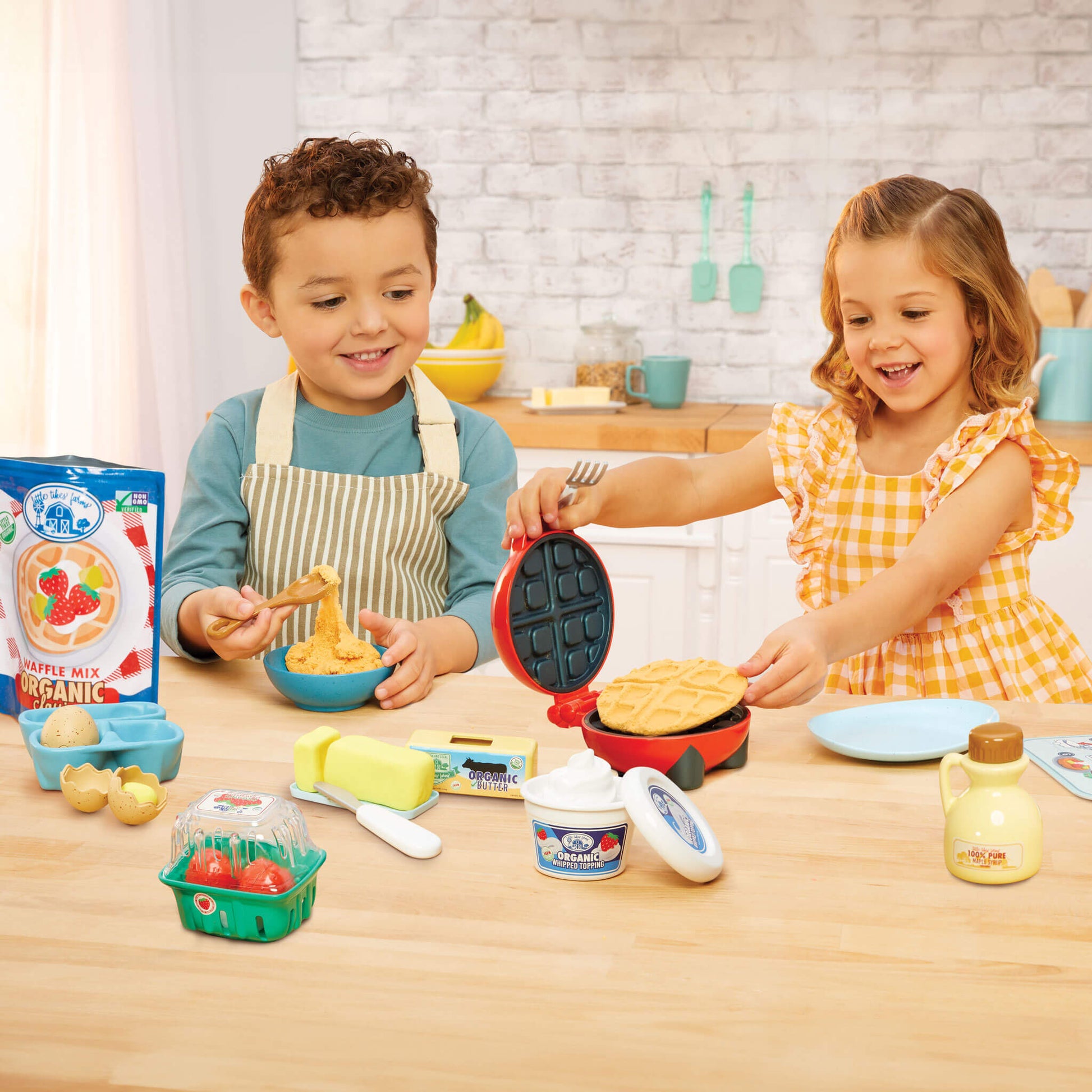 Creative Chefs Waffle Kit / Little Tikes Popular