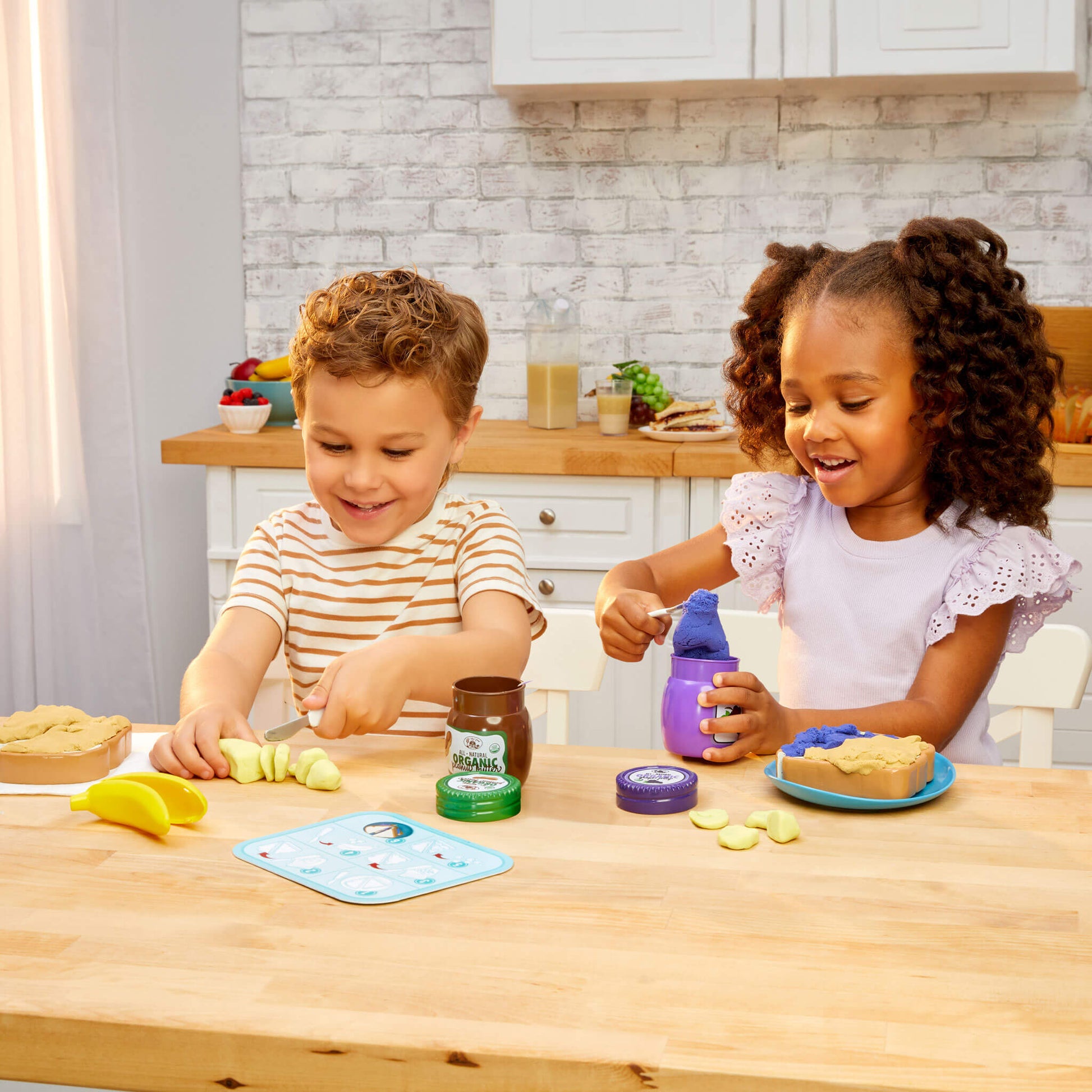 Creative Chefs Peanut Butter & Jelly Kit / Little Tikes Smart Buy
