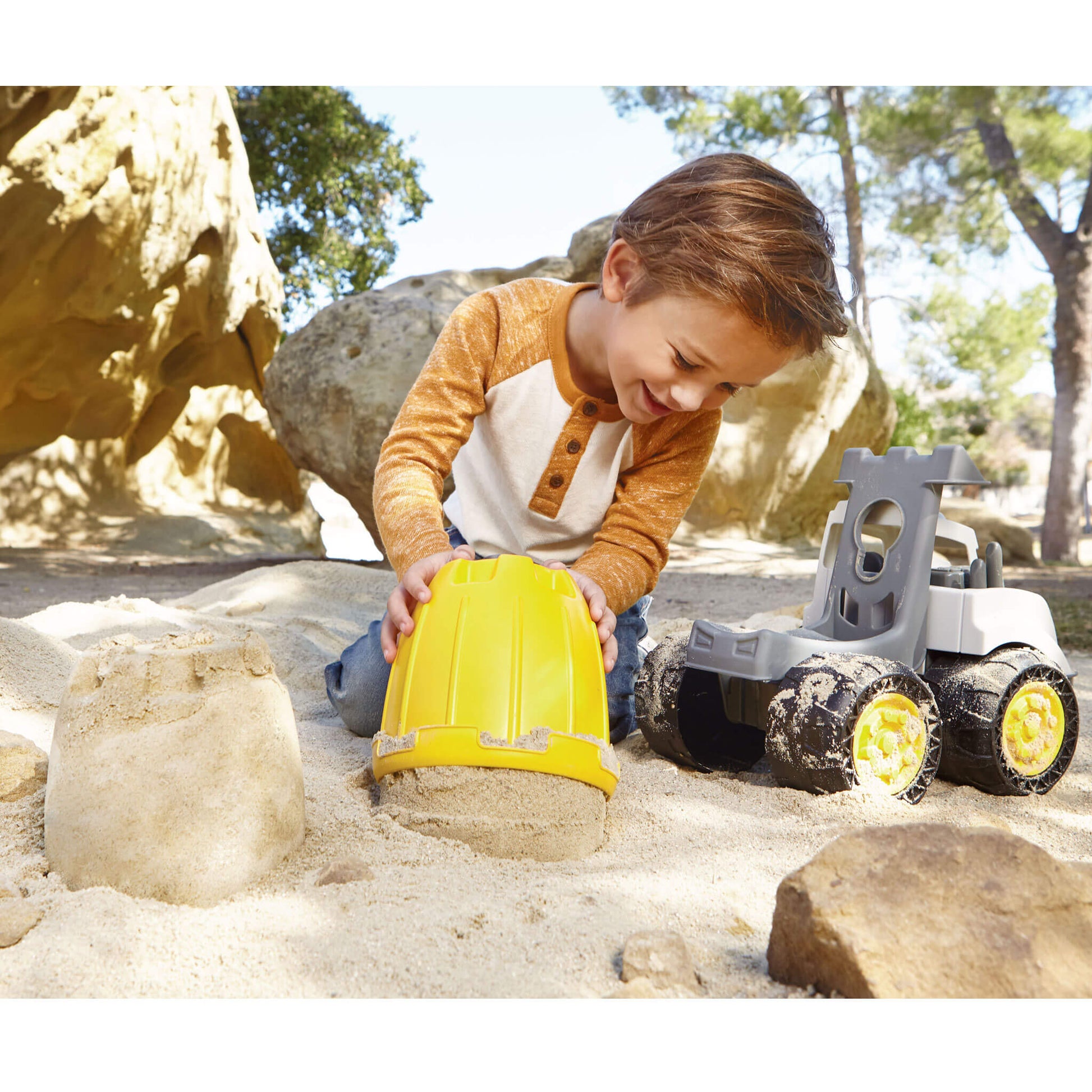 Dirt Diggers™ 2-in-1 Cement Mixer / Little Tikes Trusted