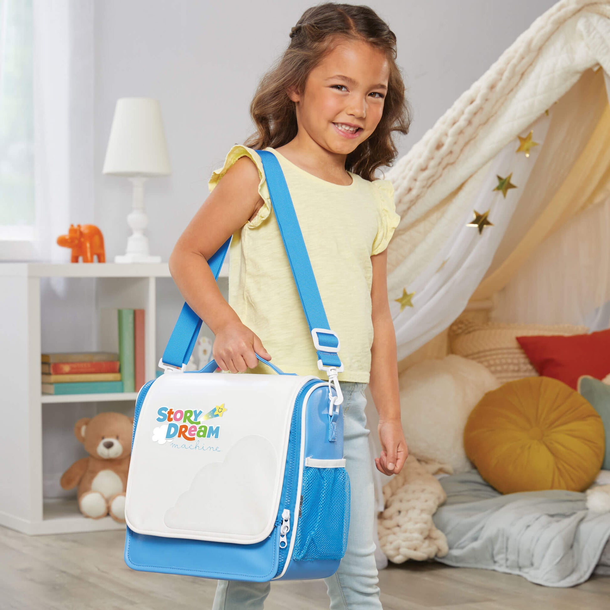 Story Dream Machine Storytime Travel Case / Little Tikes Signature