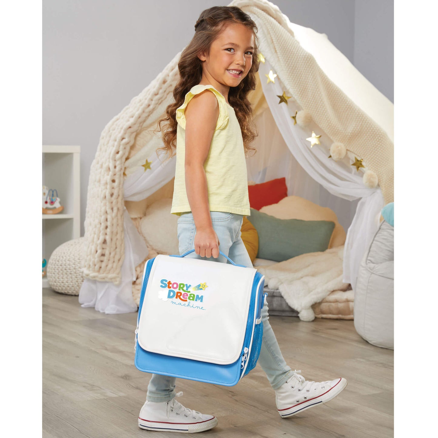 Story Dream Machine Storytime Travel Case / Little Tikes Signature